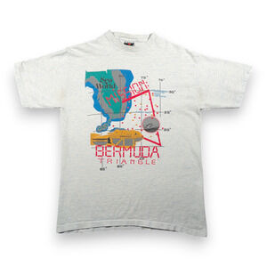 Vintage Sea World Shirt Adult MEDIUM White Bermuda Triangle Mission Boat USA 90s